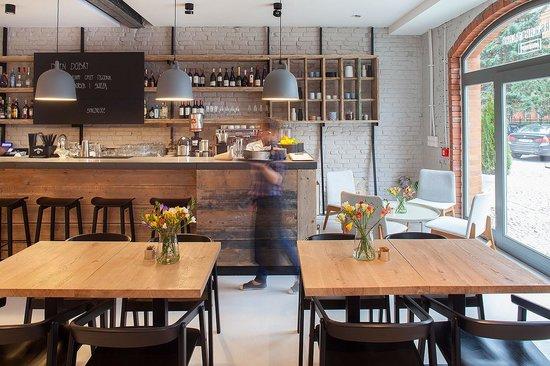 Lars Lars & Lars Bistro Pub